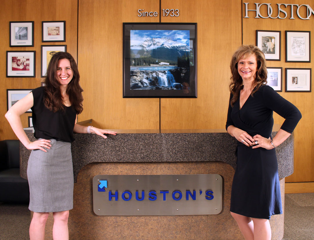 Incoming Executive Vice President, Rebecca Phillips and President, Jennifer Vigil (2016)