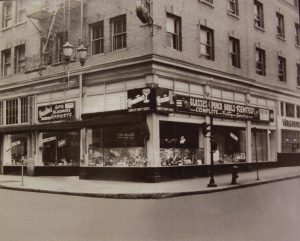 Photo of Houston's storefront in 1945